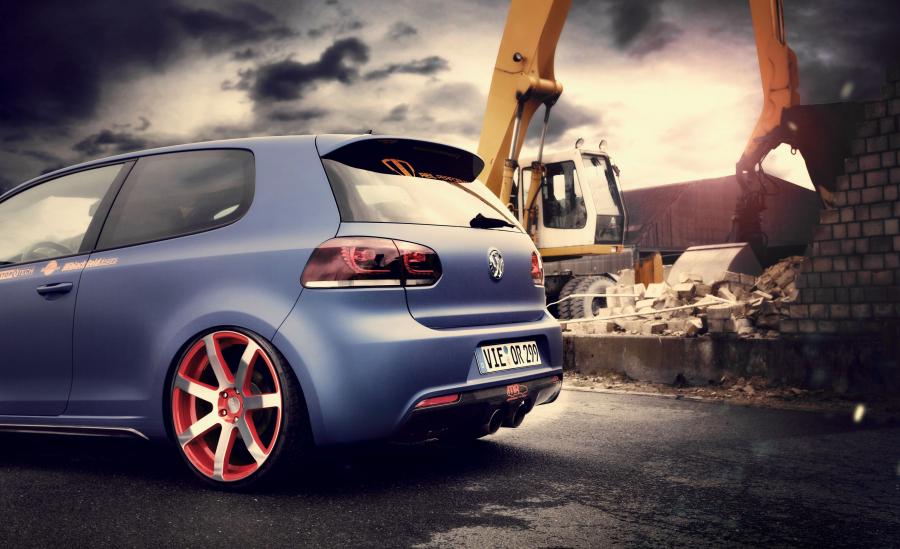  Volkswagen Golf Matte Blue by BBM 2012 года  (фото 2 из 5)